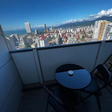 Квартира С Шикарным Видом И Отдельной Спальней Batumi Exterior photo