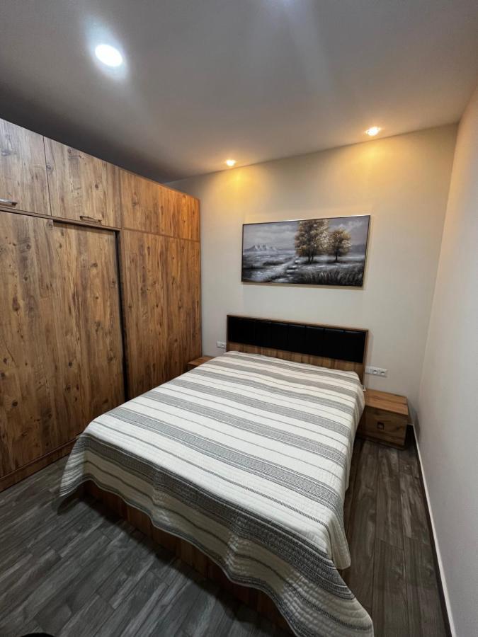 Appartement с шикарным видом и отдельной спальней Batoumi